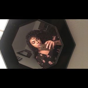 Meet your Posher, Leslie